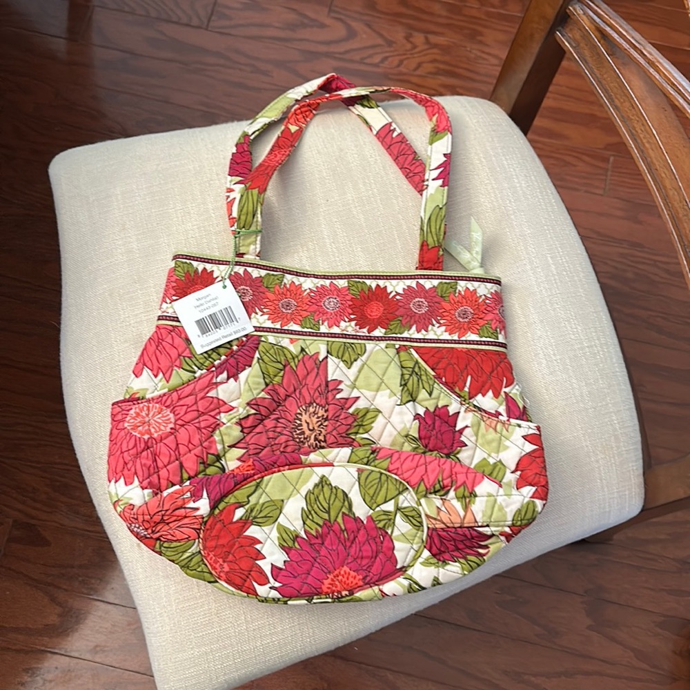 Vera Bradley NWT Handbag (Morgan style) in Hello Dahlia print